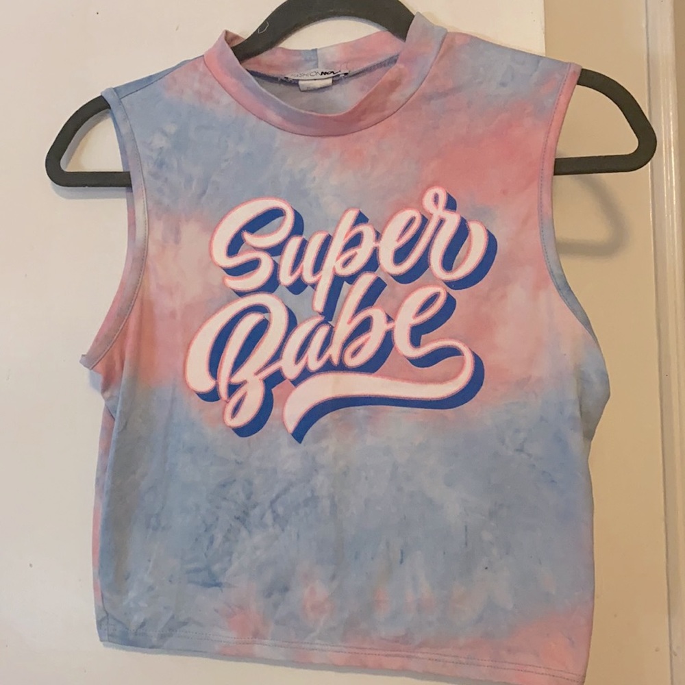 Crop top